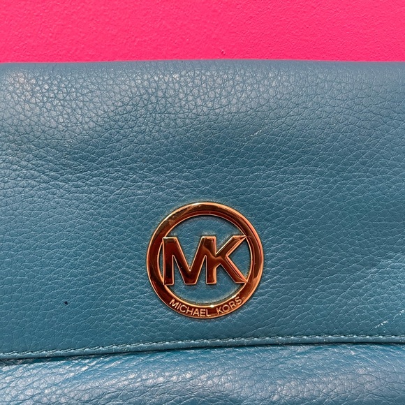 Turquoise Micheal Kors Purse - Picture 3 of 10